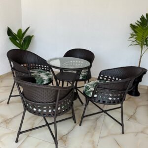 Conjunto Prime 4 cadeiras e 1 mesa com vidro
